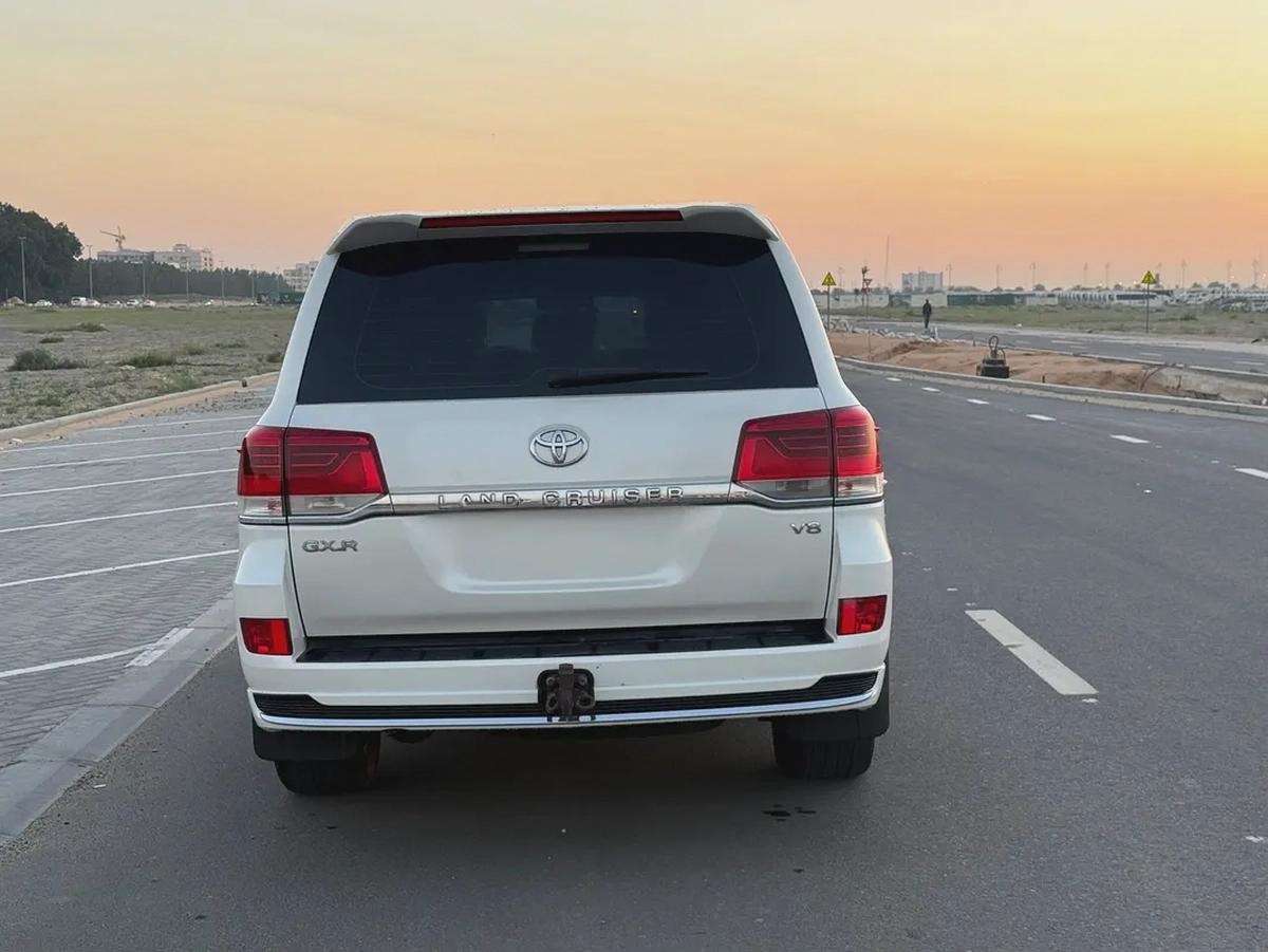 Toyota Land Cruiser DIESEL 2019 GXR V8 touring trop-5-5