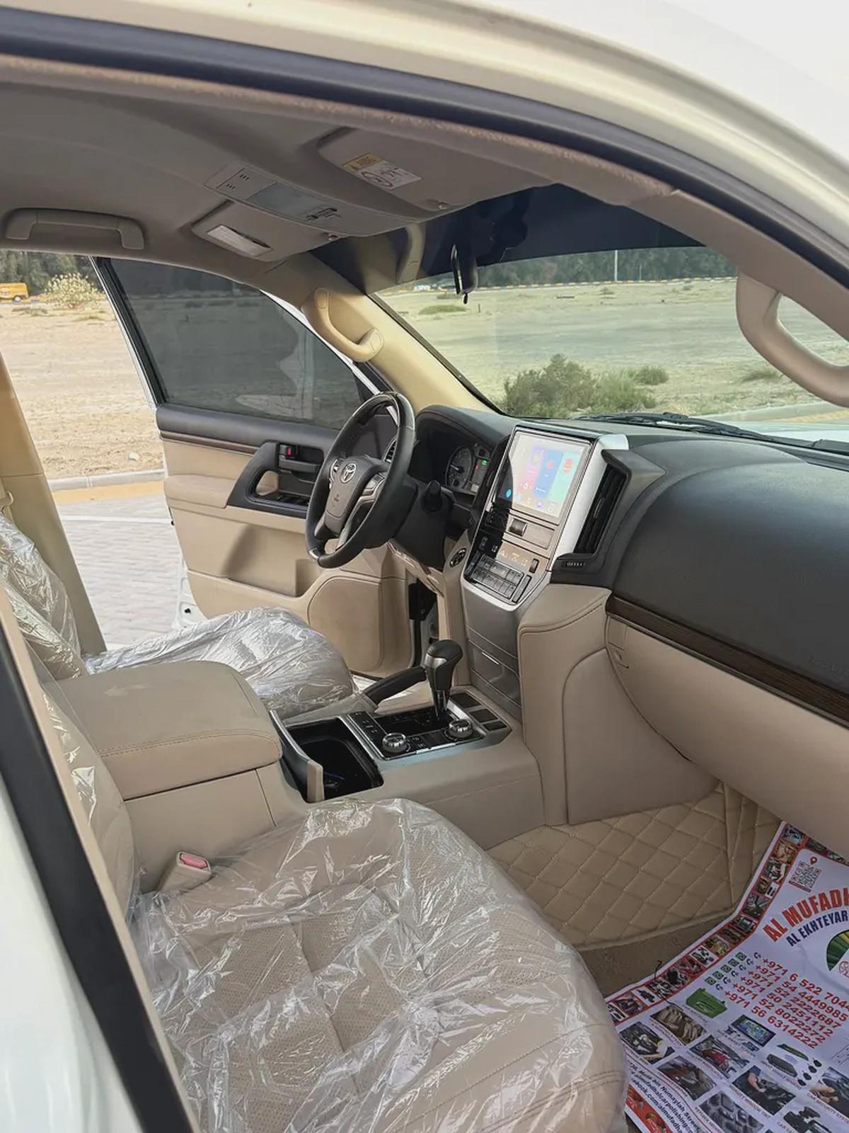 Toyota Land Cruiser DIESEL 2019 GXR V8 touring trop-11-11