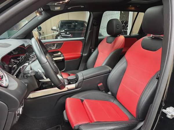 2022 Mercedes-Benz GLB 35 AMG - Korean Specs - Excellent Condition