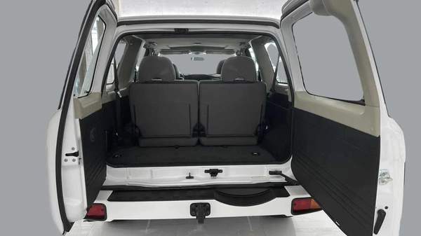 Nissan Patrol Safari Safari 4.8L A/T