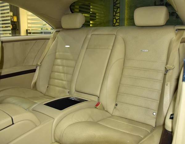 Mercedes Benz CL63 AMG ( 2011 Model ) in White Color GCC Specs