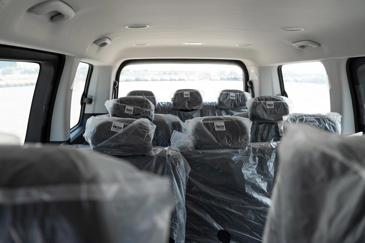 Hyundai Staria Prestige 2.2 Diesel | 11 Seater | 8AT | GCC Specifications | Full Options-18-18