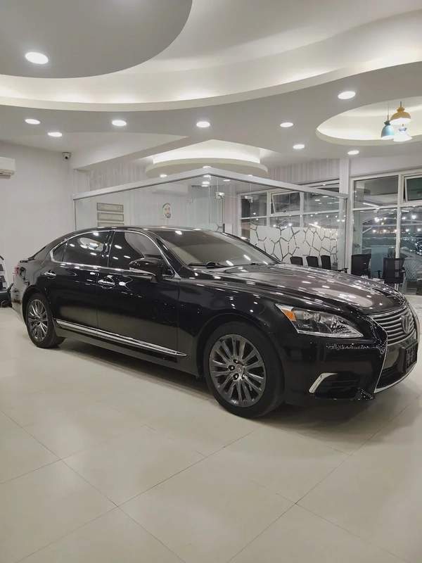 Lexus LS 460L 2015 USA Specifications