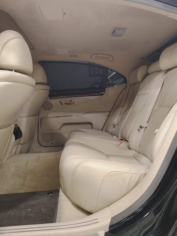 Lexus LS 460L 2015 USA Specifications