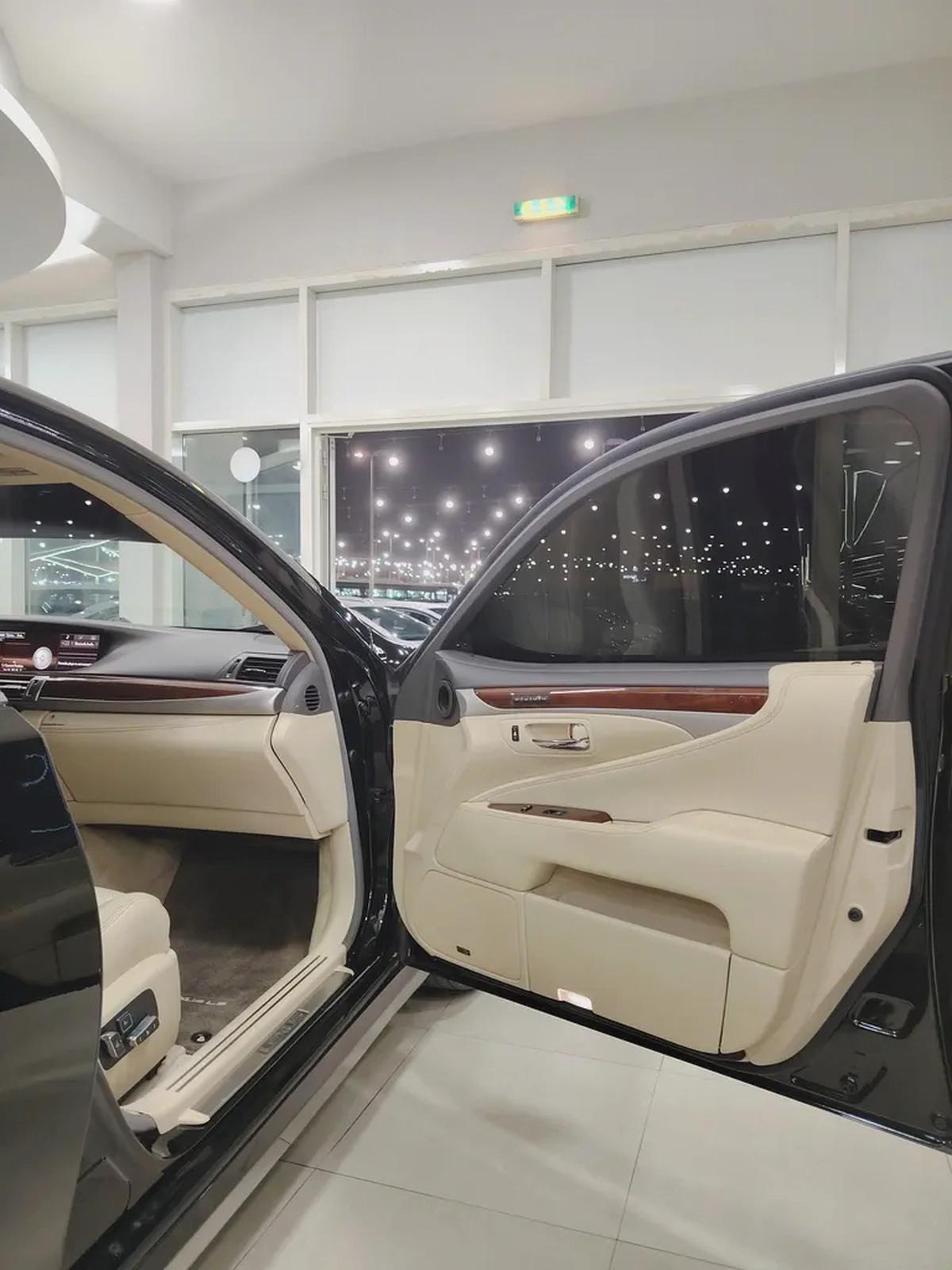 Lexus LS 460L 2015 USA Specifications-8-8