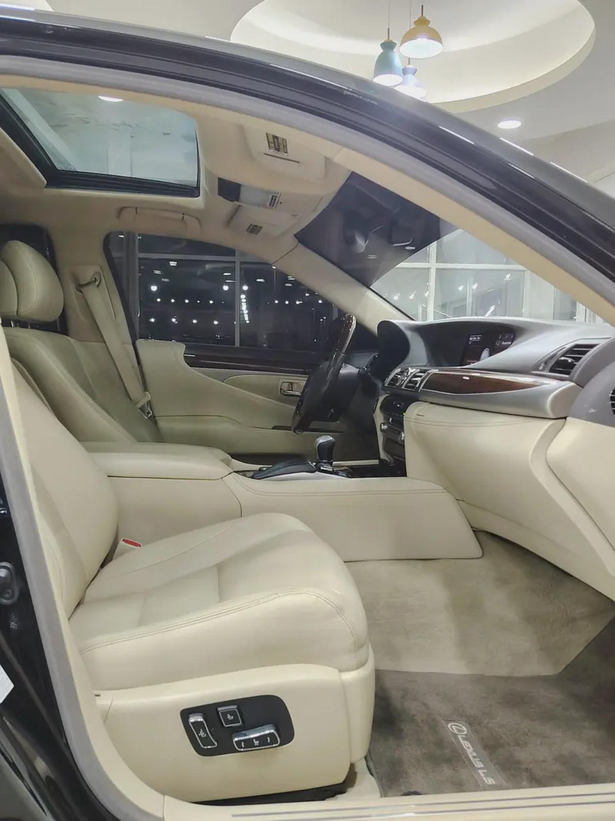 Lexus LS 460L 2015 USA Specifications-9-9