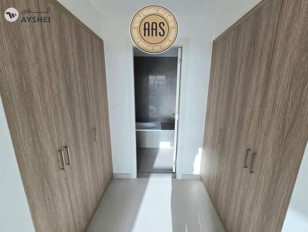 Corner unit ! Lagoon View ! Brand new ! With Landscaping ! Fully fitted kitchen