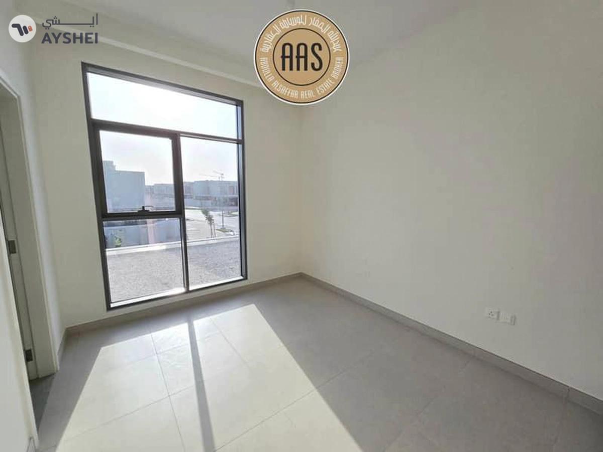 Corner unit ! Lagoon View ! Brand new ! With Landscaping ! Fully fitted kitchen-18-18