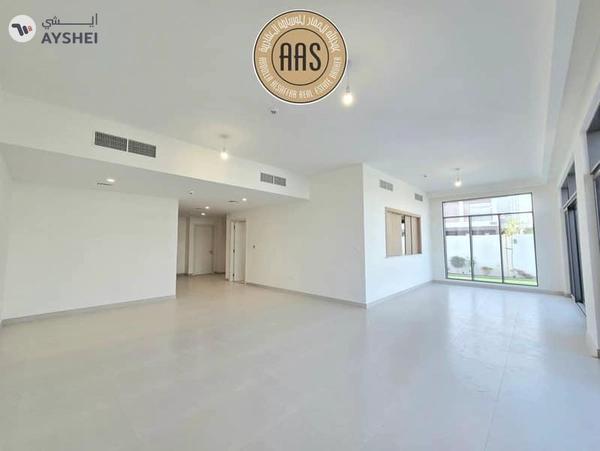 Corner unit ! Lagoon View ! Brand new ! With Landscaping ! Fully fitted kitchen