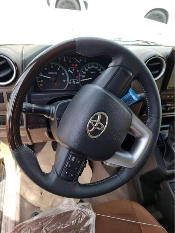 New Toyota Land Cruiser Pick Up 2024