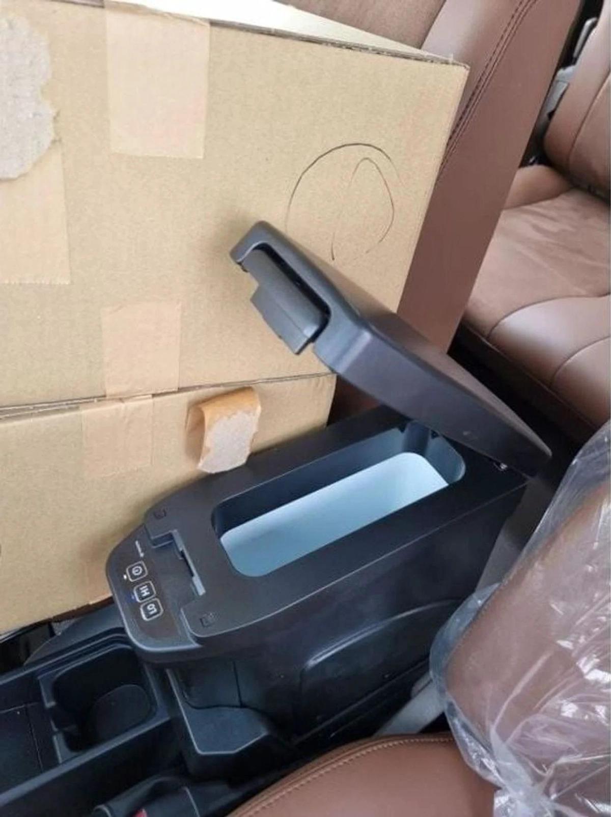 New Toyota Land Cruiser Pick Up 2024-10-10