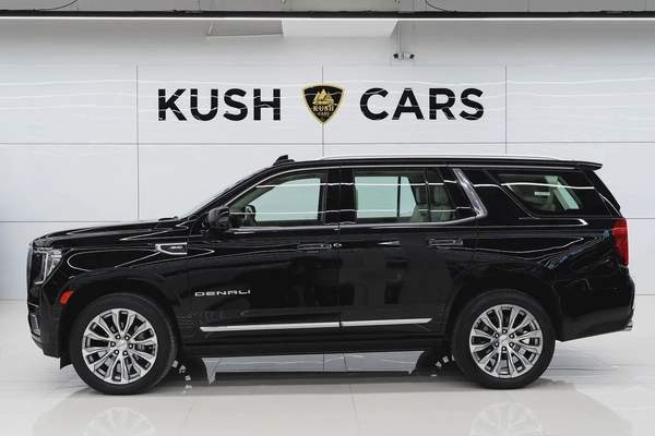 2023 GMC YUKON DENALI WITH WARRANTY AND SERVICE CONTRACT