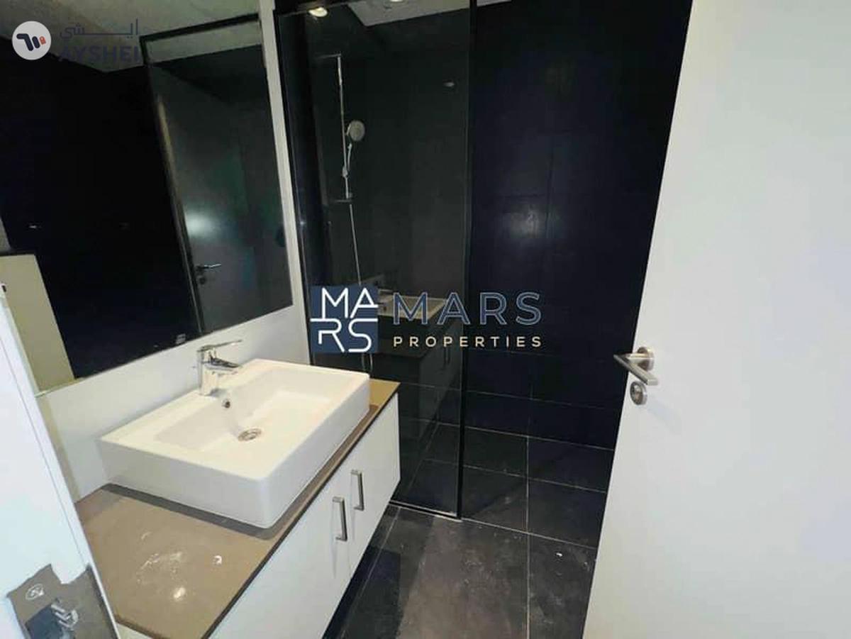 Luxury 2 bedroom apartment in rehan buildingfor rent just in 78k one payment-3-3