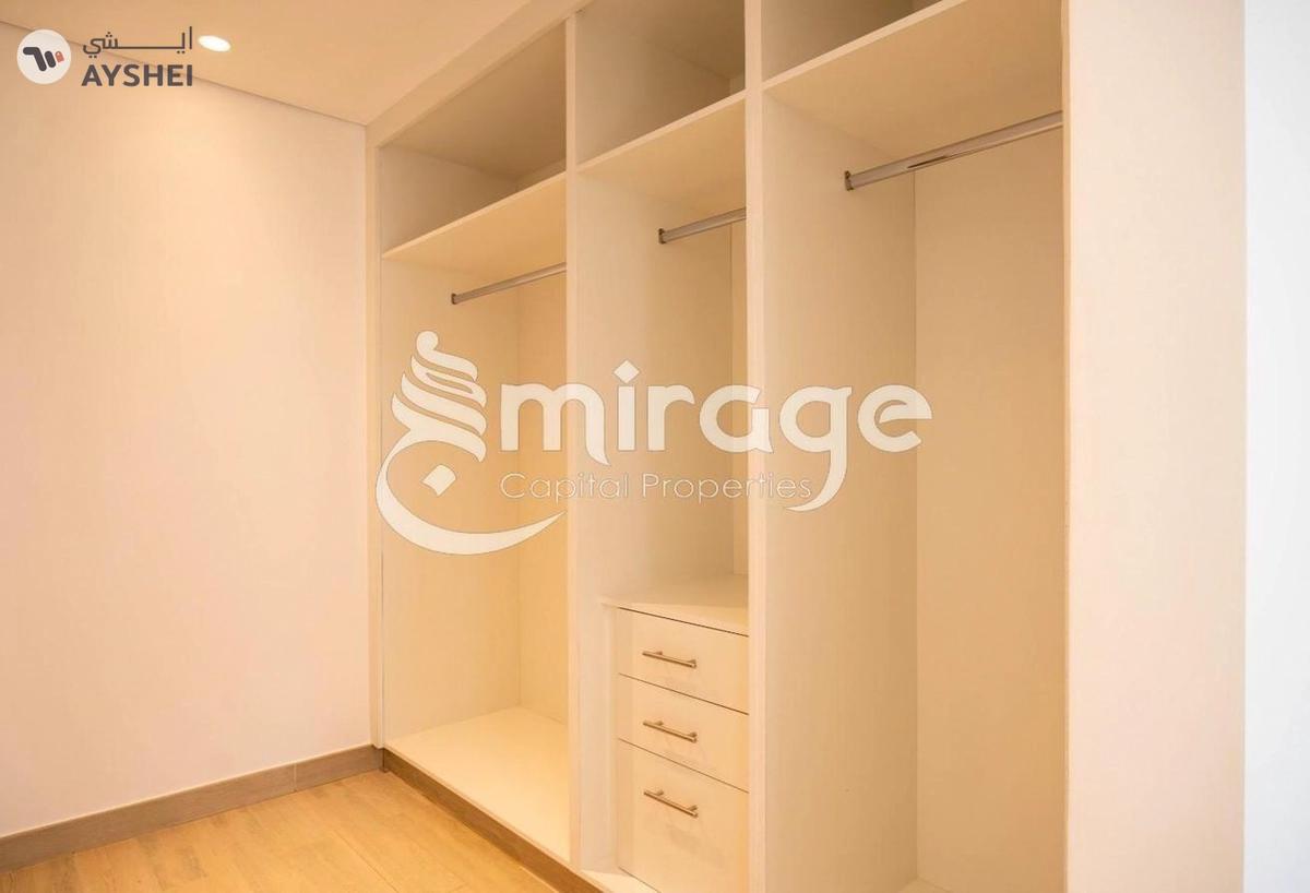 Apartment for rent in Waters Edge, Yas Island-1-landscape