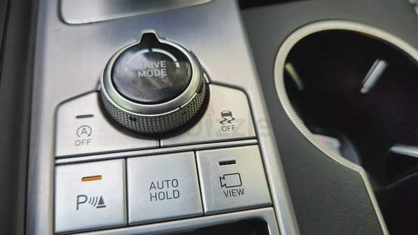 2019 Genesis G70 Sport-2.0L-Turbo-4 cyl-Full option-Excellent Condition