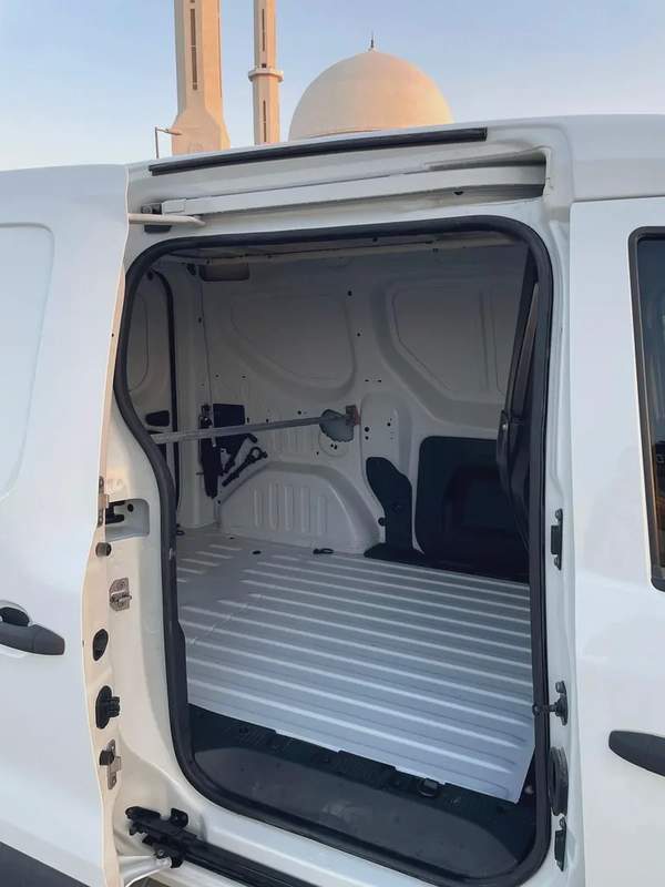 2024 Renault Express Van - GCC Spec