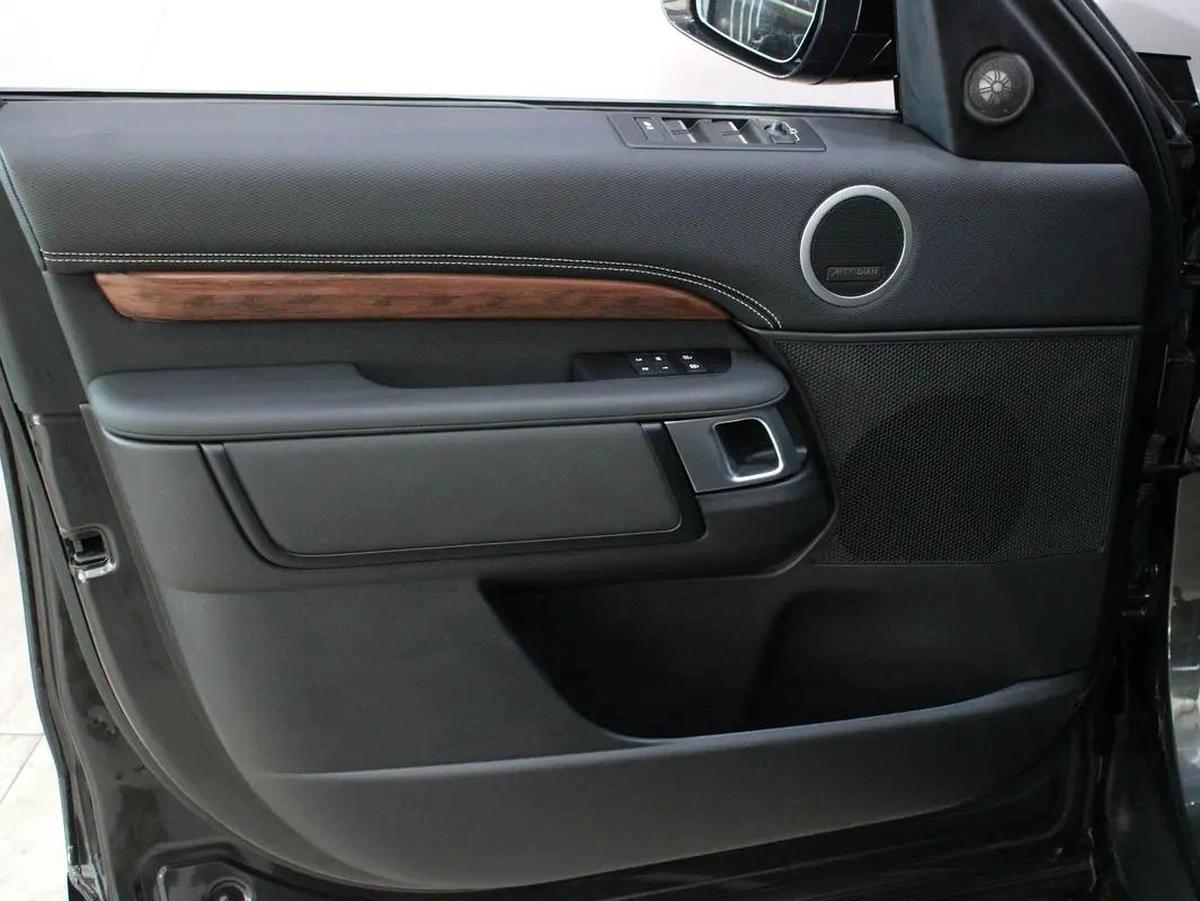 2024 - Land Rover Discovery P360 Dynamic HSE V6 with warranty-16-16