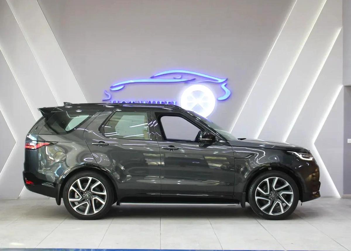 2024 - Land Rover Discovery P360 Dynamic HSE V6 with warranty-9-9