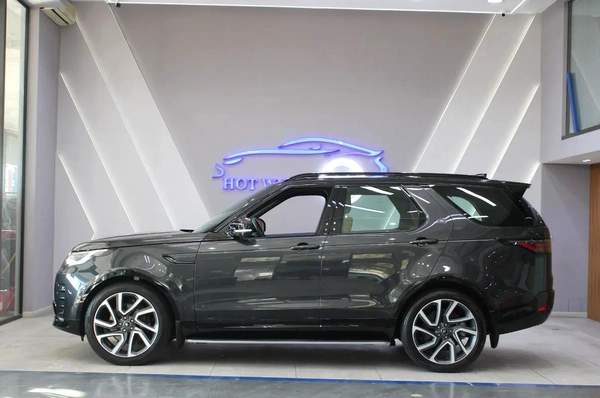 2024 - Land Rover Discovery P360 Dynamic HSE V6 with warranty