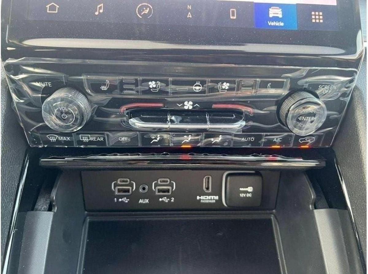 Jeep Grand Cherokee EXPORT PRICE - Grand Cherokee Overland 3.6L-11-11