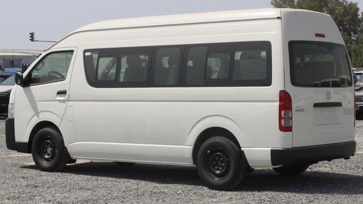Toyota Hiace HIACE 2.5L HIGH ROOF DIESEL-4-4