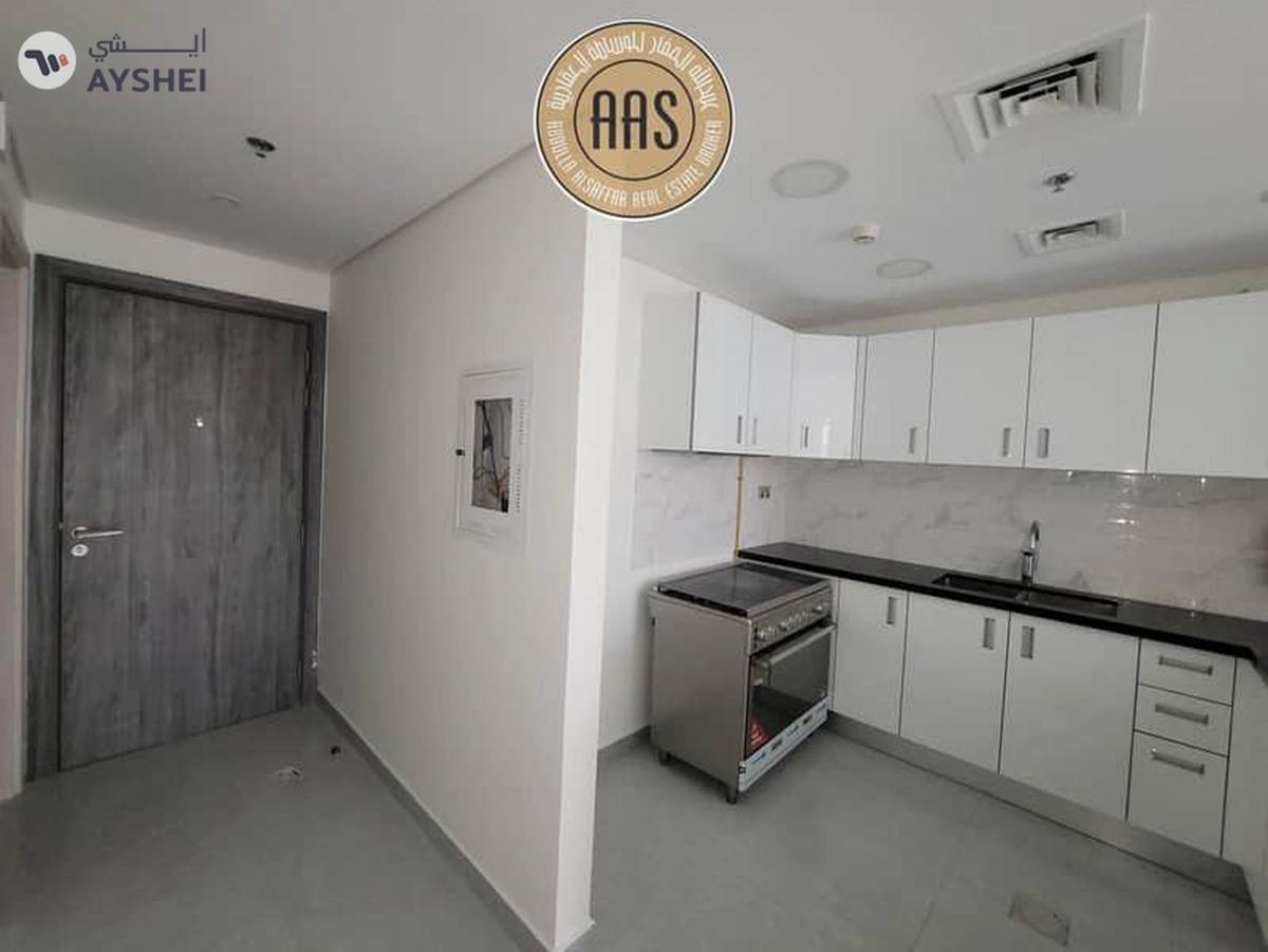 Luxury 3bhk ||spacious layout || pool view || kitchen appliances||prime location-11-11