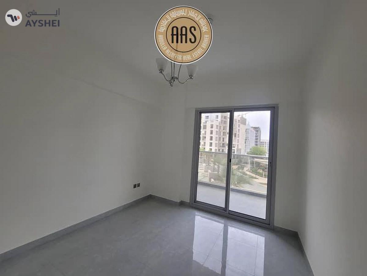 Luxury 3bhk ||spacious layout || pool view || kitchen appliances||prime location-12-12