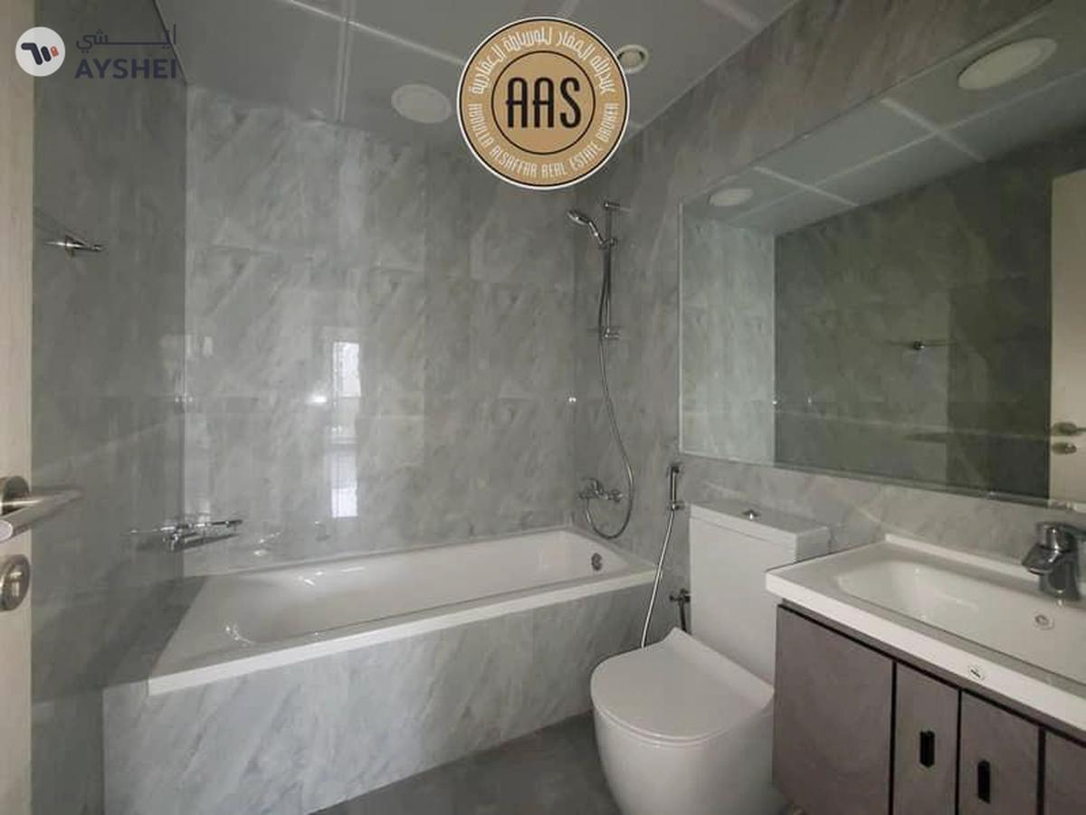 Luxury 3bhk ||spacious layout || pool view || kitchen appliances||prime location-16-16