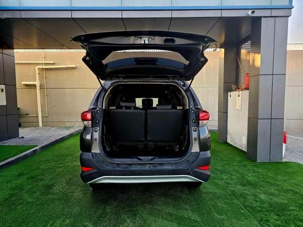 Toyota Rush EX / 1.5 V4/ LEATHER SEATS/ LOW MILEAGE/ EXPORT ONLY