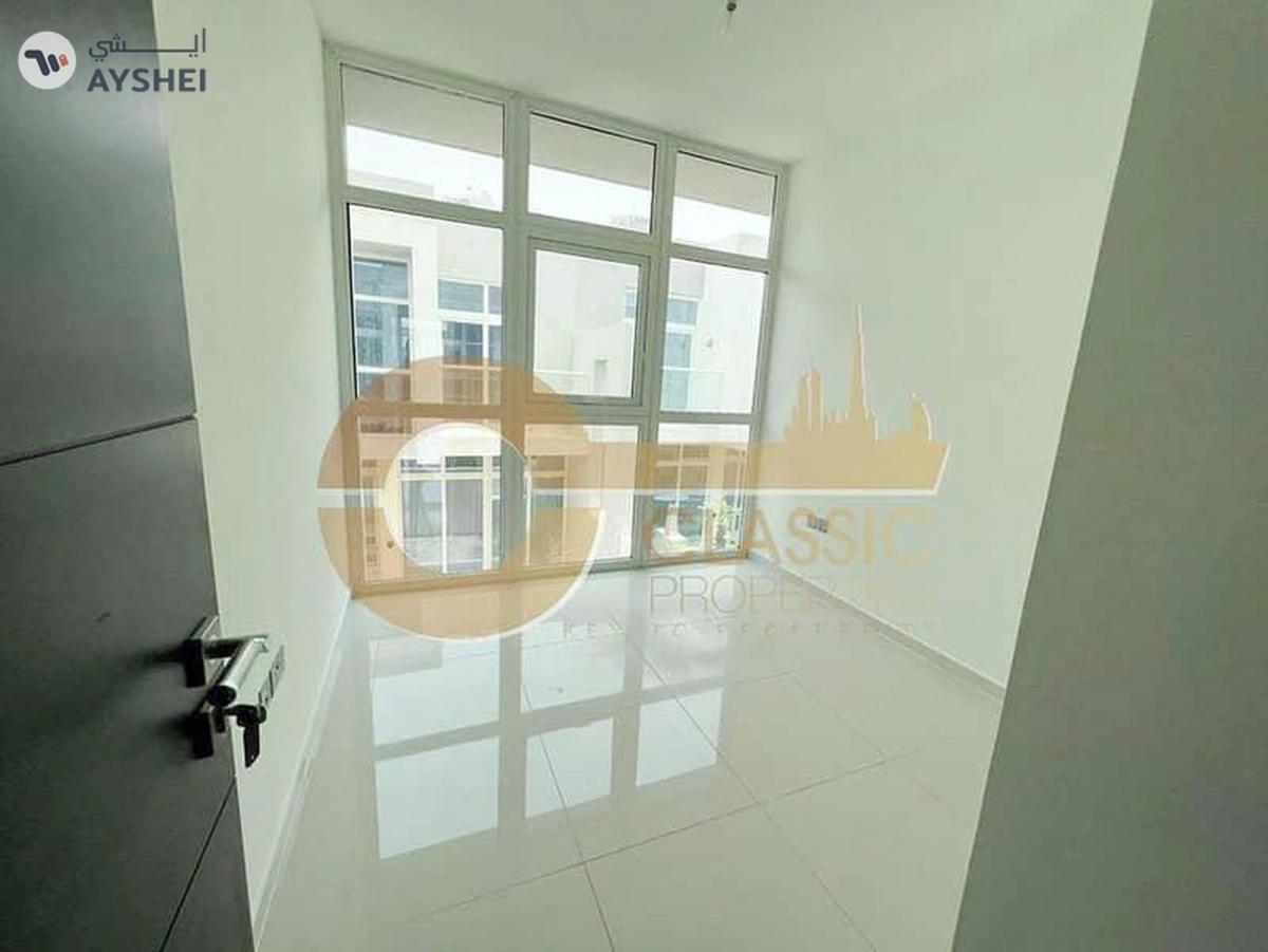 3 Bed | Kitchen Appliances | Lowest Price-12-12