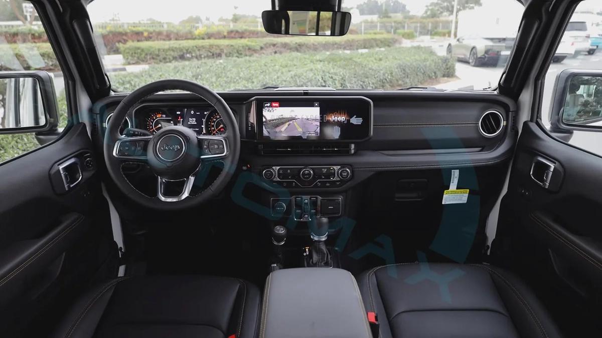 2025 JEEP WRANGLER UNLIMITED SAHARA I4 2.0T 4X4 GCC 0Km With 3 Years Or 60K km Warranty-2-2