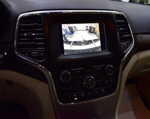 Jeep Grand Cherokee Laredo 4x4 ( 2018 Model ) in Black Color GCC Specs