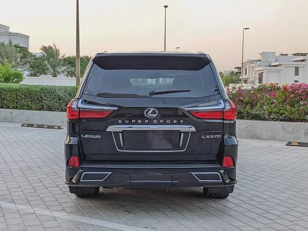 LEXUS LX570 2009 FACELIFTED 2021 GCC FULL OPTION IN EXCELLENT CONDITION