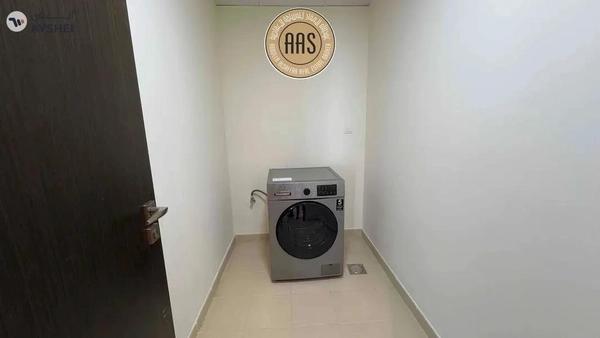 luxury 2bhk in close to metro rent only 130k