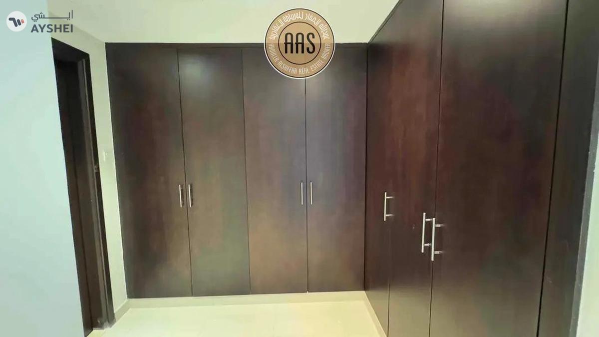 luxury 2bhk in close to metro rent only 130k-5-5