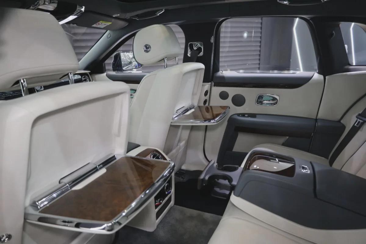Rolls-Royce Ghost-6-6