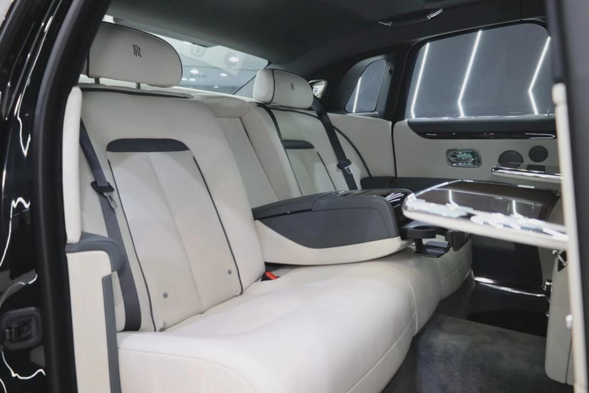 Rolls-Royce Ghost-2-2