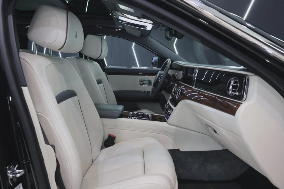 Rolls-Royce Ghost-1-1