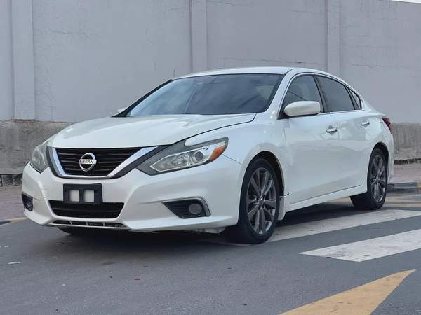 Nissan Altima SV 2018,d