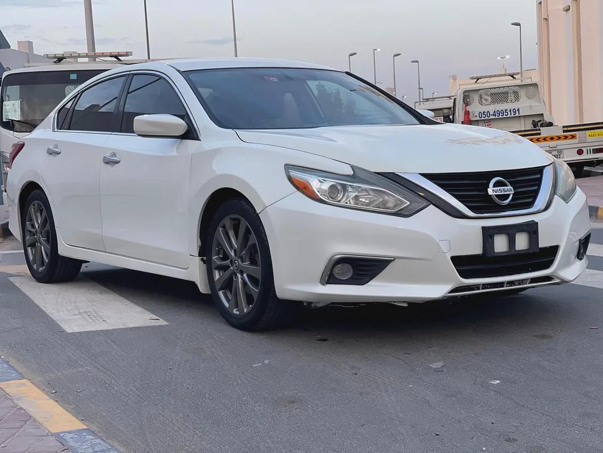 Nissan Altima SV 2018,d-10-10