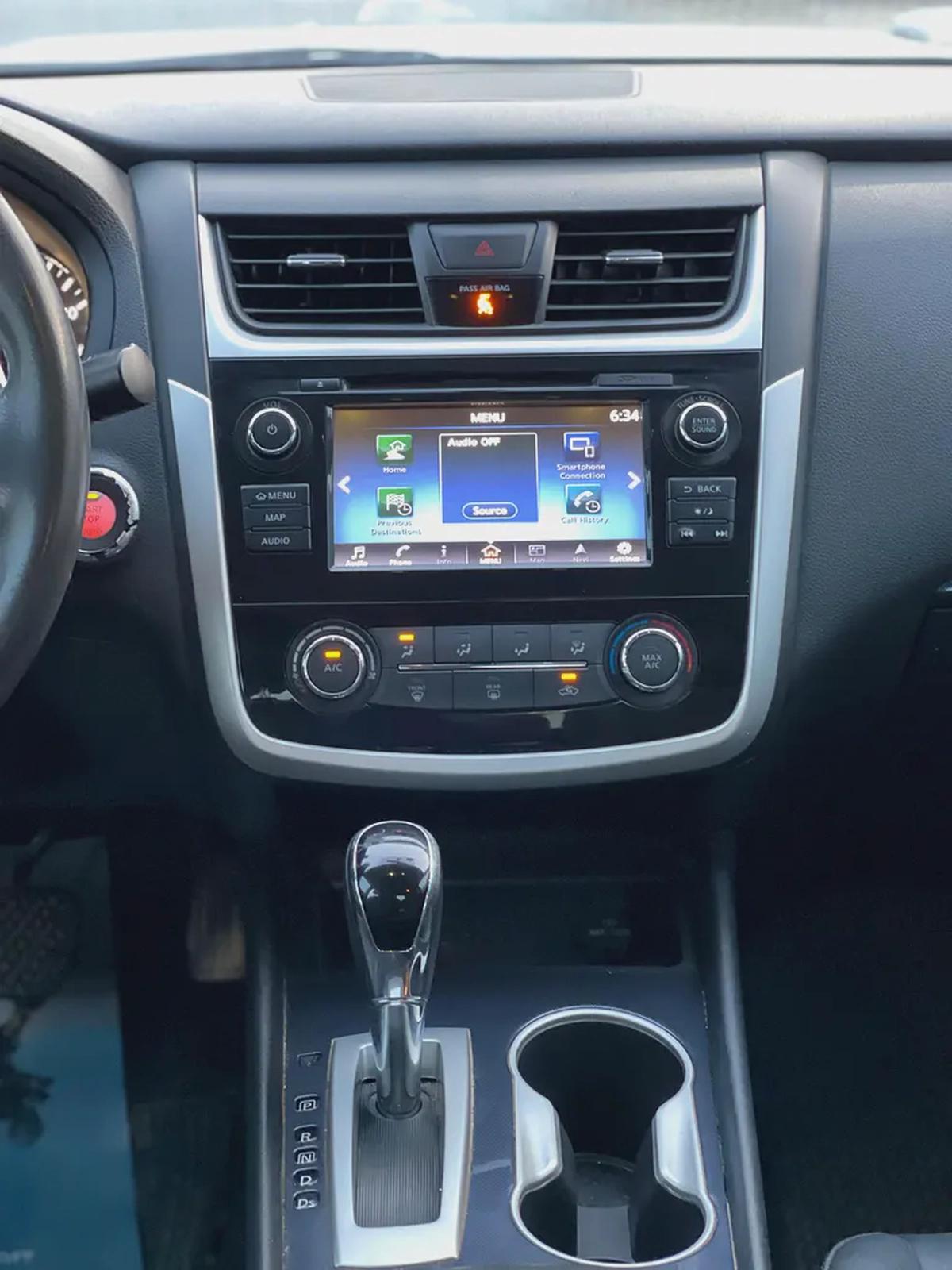 Nissan Altima SV 2018,d-11-11