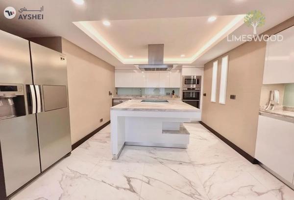 APARTMENT FOR RENT IN CORNICHE DEIRA, DEIRA Stunning Modern 3 BR Penthouse in Corniche Deira