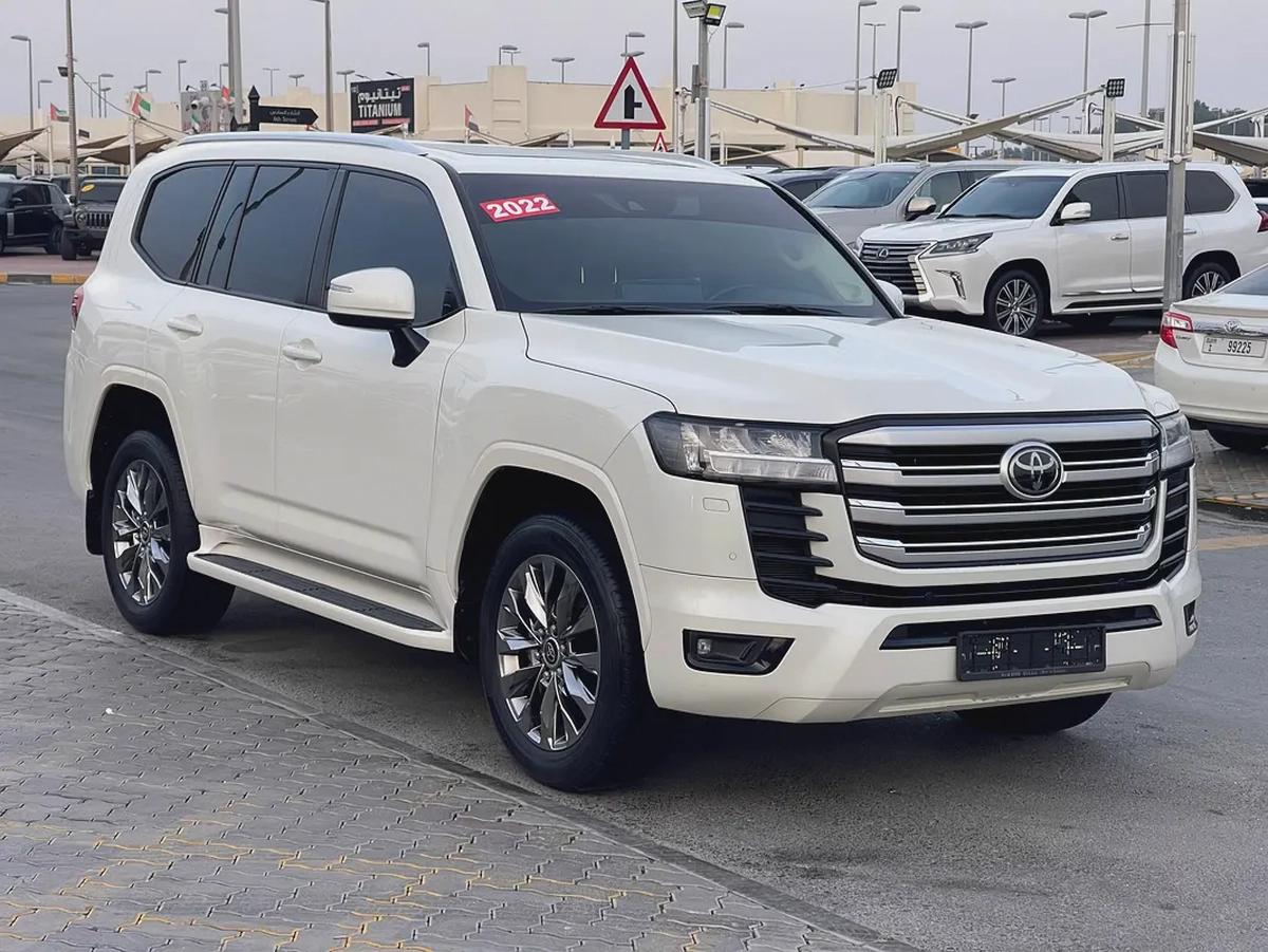 Toyota Land Cruiser GXR 2022 - GCC Specs - Excellent Condition-7-7