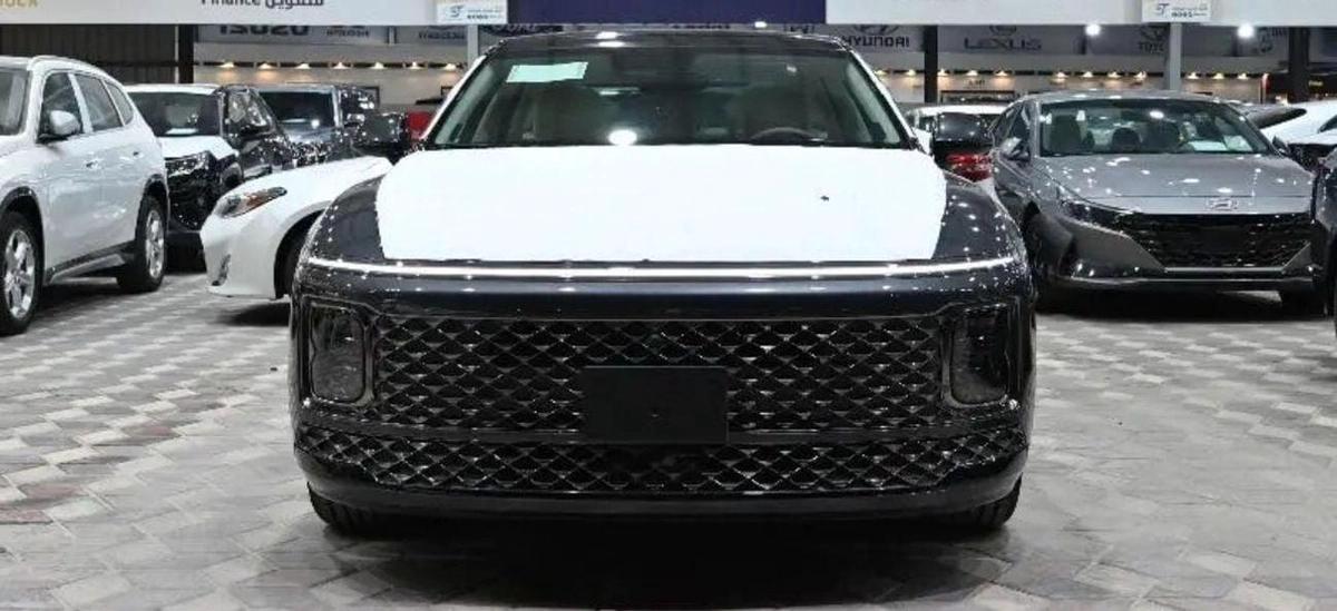 Hyundai Azera 3.5L V6 Premium-2-2