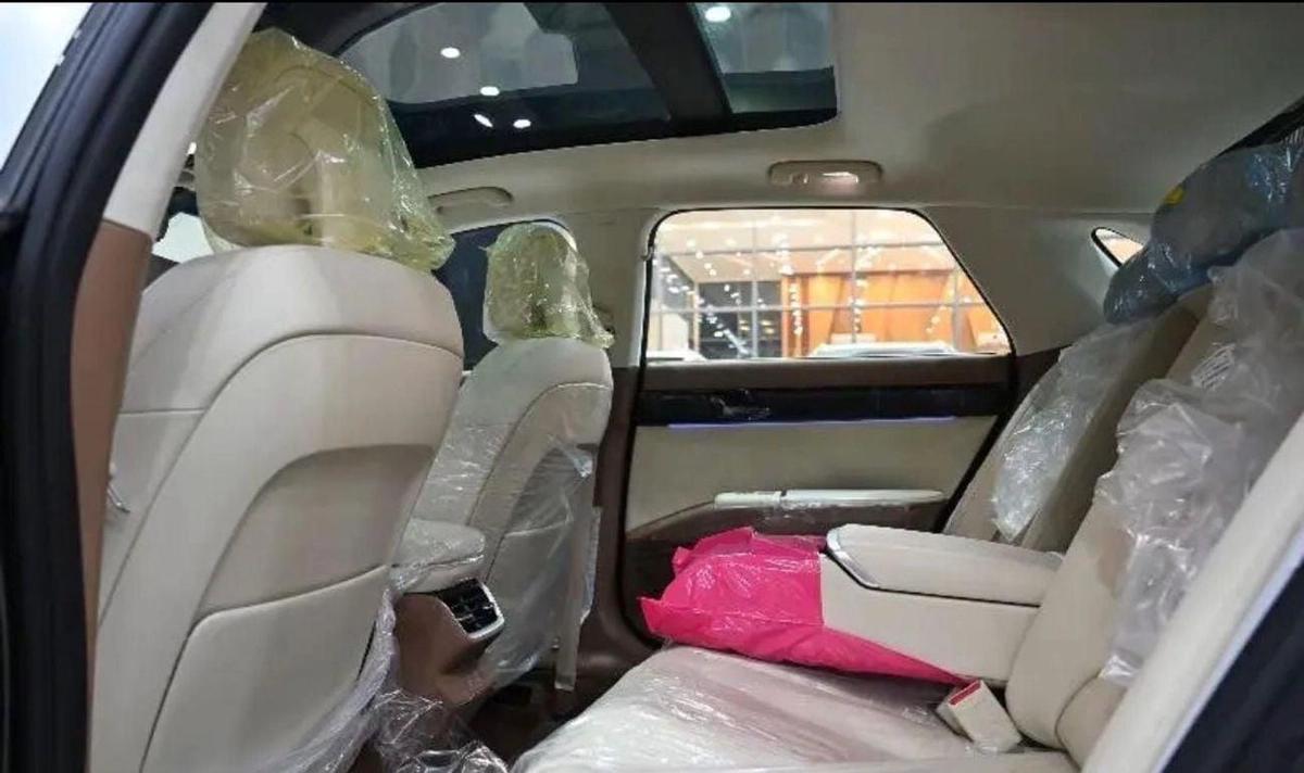 Hyundai Azera 3.5L V6 Premium-3-3