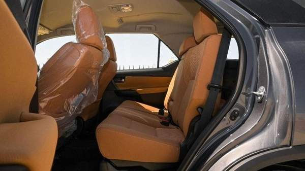 Toyota Fortuner TOYOTA FORTUNER 2.7 L 4*4 AC DEGITAL