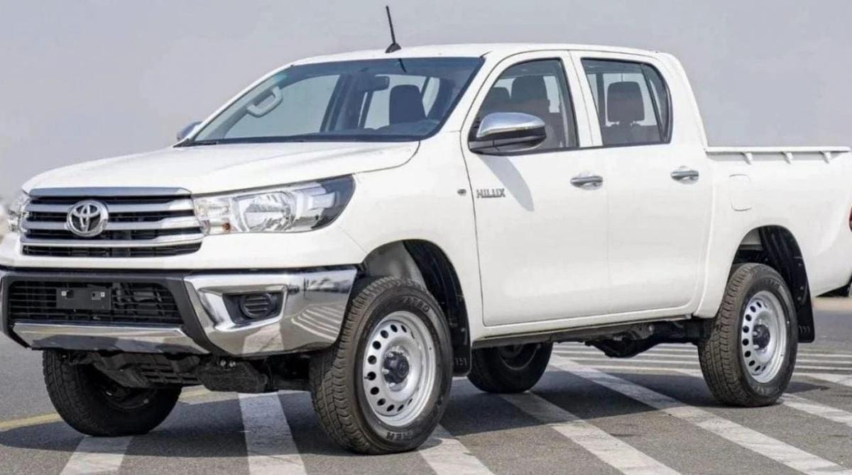 Toyota Hilux TOYOTA HILUX 2.4L DIESEL MT 2024-2-2