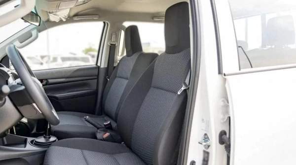 Toyota Hilux TOYOTA HILUX 2.4L DIESEL MT 2024