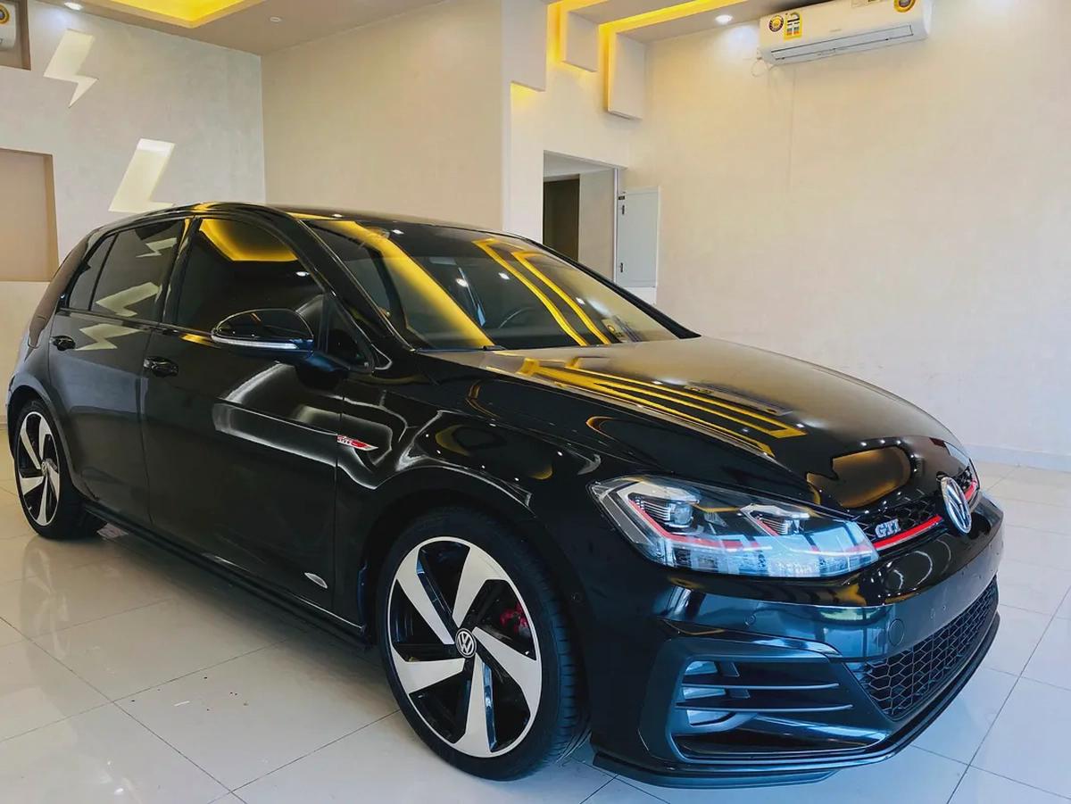 2019 Volkswagen Golf GTI - GCC Specs - Excellent Condition-3-3