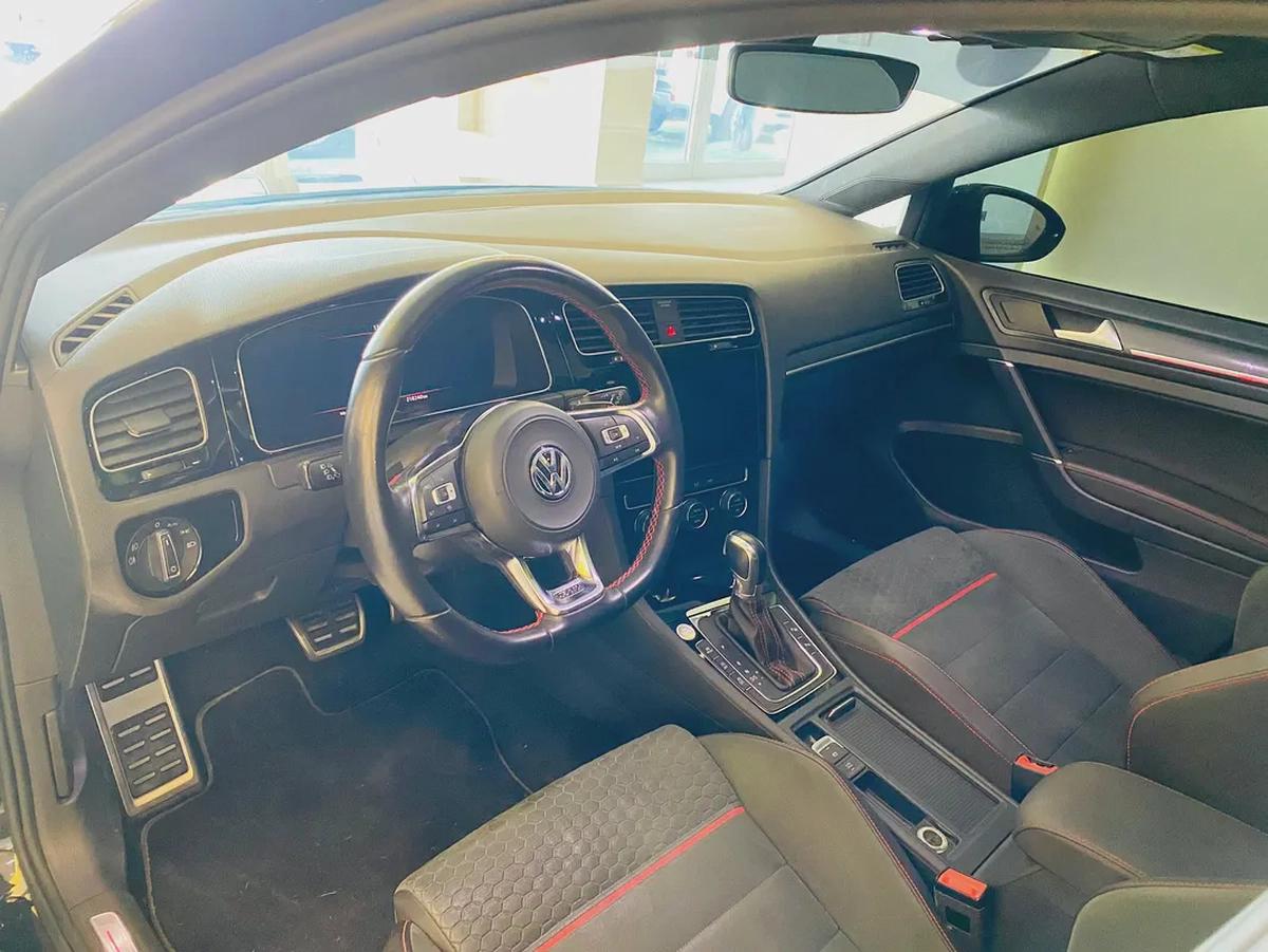 2019 Volkswagen Golf GTI - GCC Specs - Excellent Condition-11-11